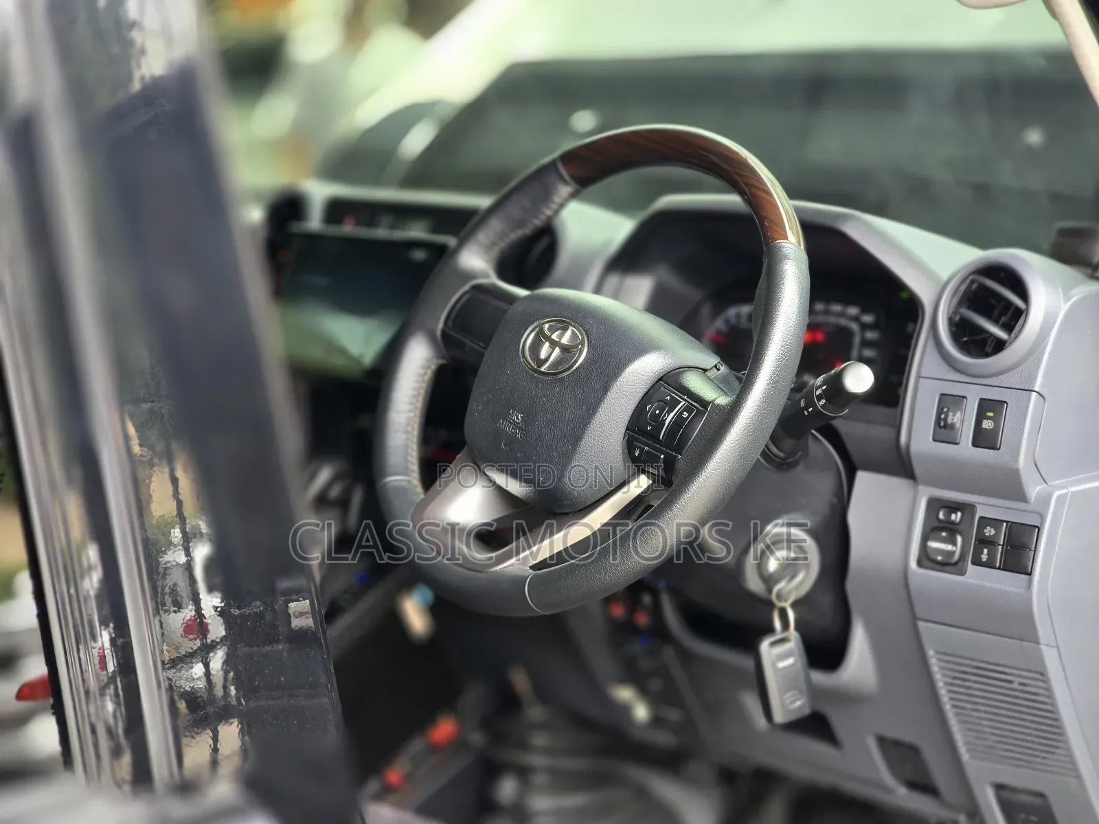 Toyota Land Cruiser 76 Series 2023 Black