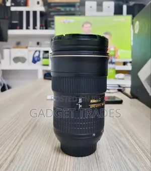 Nikon Af-S Nikkor 24-70mm F/2.8e Ed Vr Lens