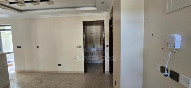 5bdrm Maisonette in Varsity, Kamakis for rent - thumbnail 5