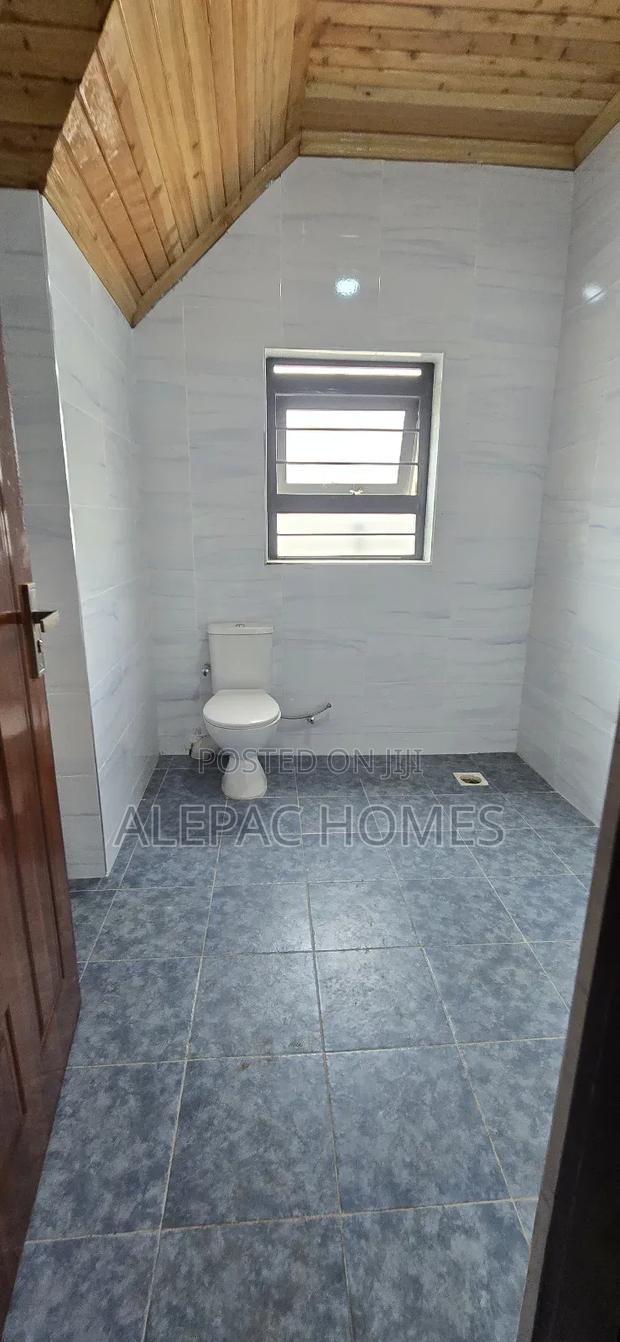 5bdrm Maisonette in Varsity, Kamakis for rent - thumbnail 10