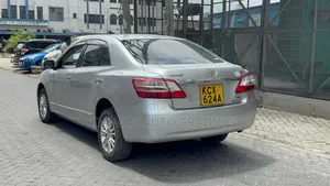 Toyota Premio 2013 Silver