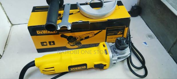 Dewalt 4.5" (115mm) Small Angle Grinder – Compact Durable - main view