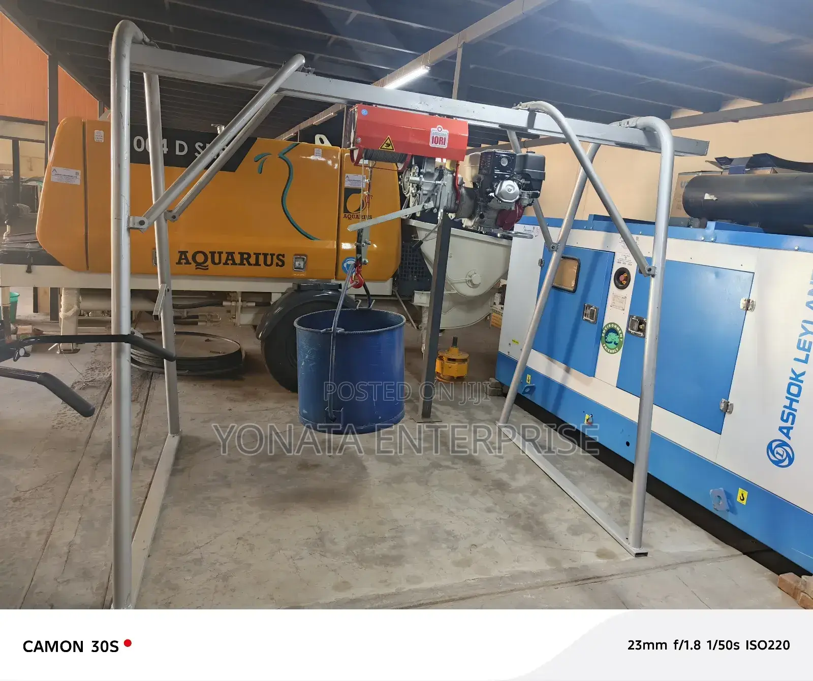 Commercial Concrete Hoist 1t With Honda Engine