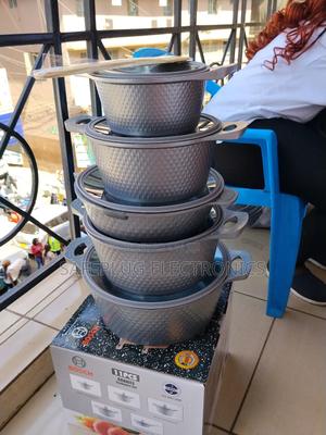 Nonstick! Bosch 11-Pc Set + Steam-Control Silicone Lids | - main view