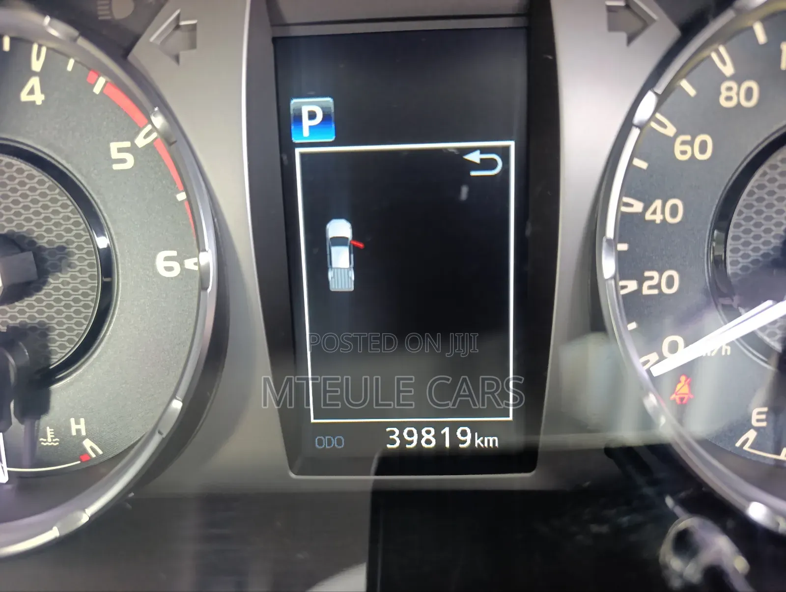 Toyota Hilux 2.4 Diesel 2020 Silver