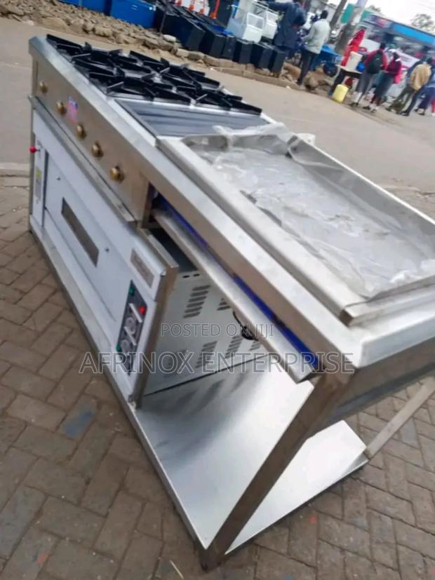 4 Burner Commercial Cooker, With Hot Plate Griddle - main view