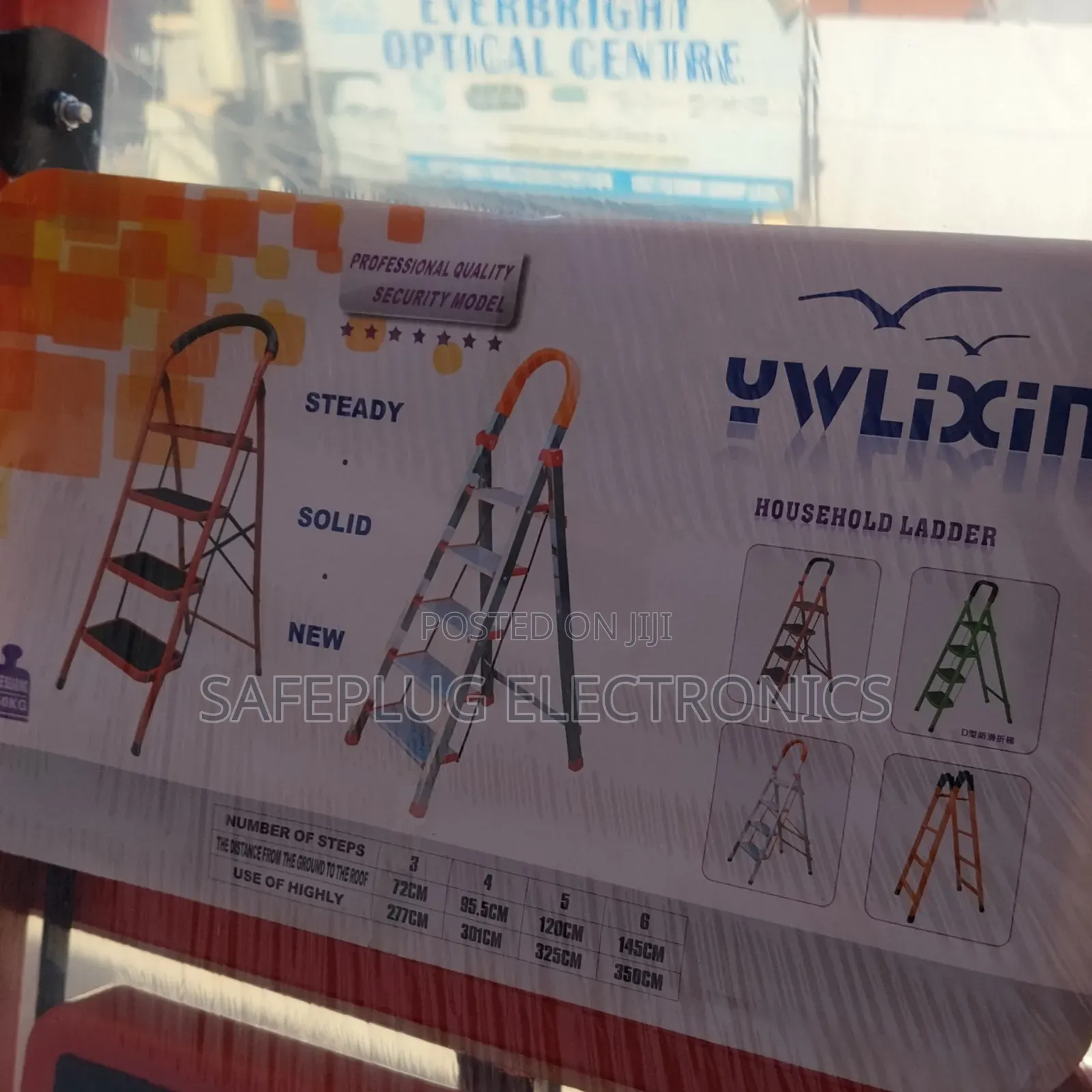 Ladder - Heavy Duty 4-Step Anti-Wobble Design |