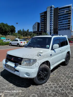 Mitsubishi Pajero IO 1999 White