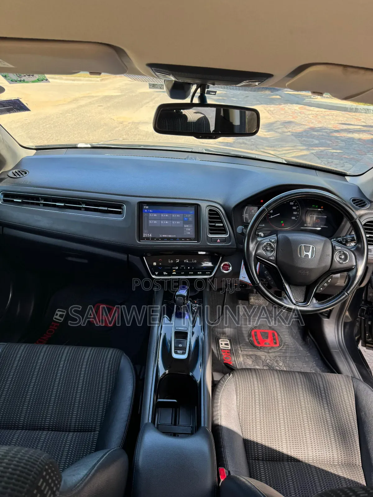 Honda Vezel 1.5 Hybrid 2WD 2018 Black