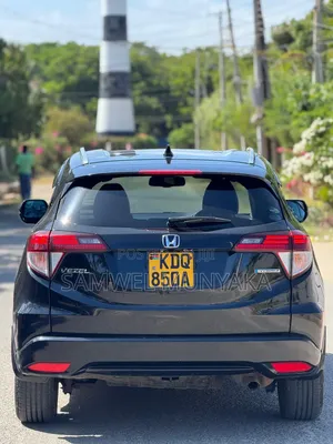 Honda Vezel 1.5 Hybrid 2WD 2018 Black
