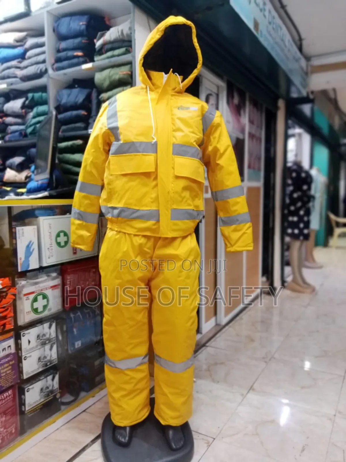 PVC and Fibre Yellow Suit for Riders