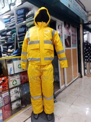 PVC and Fibre Yellow Suit for Riders