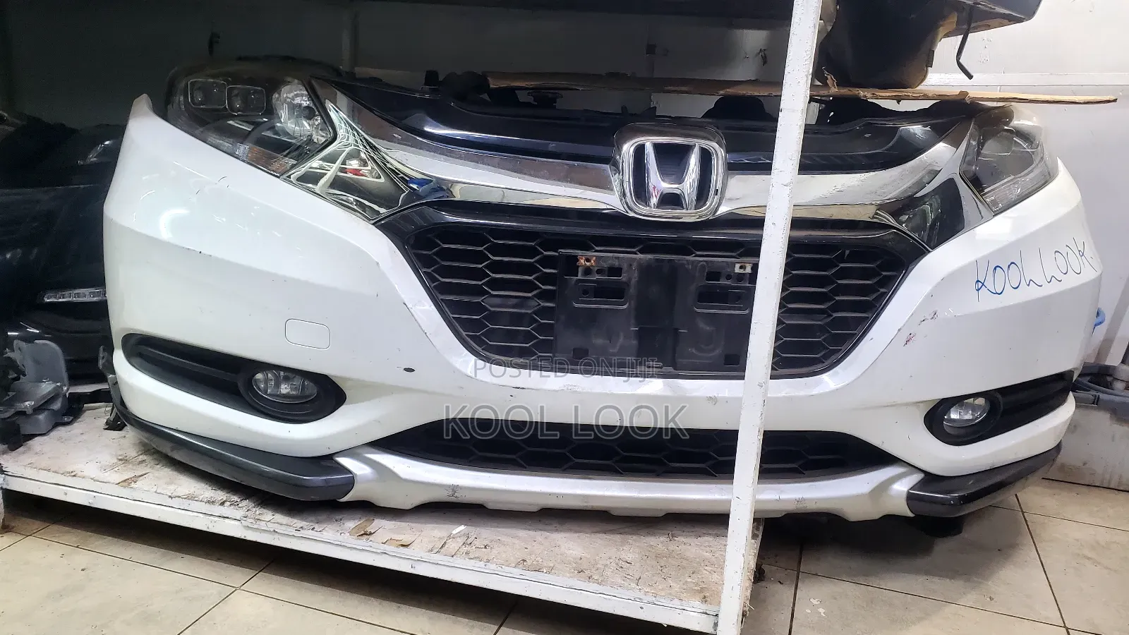 Honda Vezel Xenon Nosecut