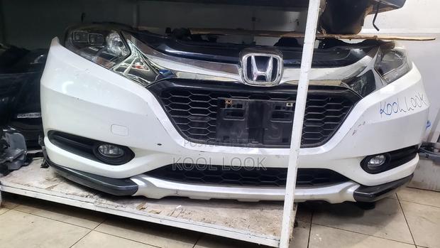 Honda Vezel Xenon Nosecut