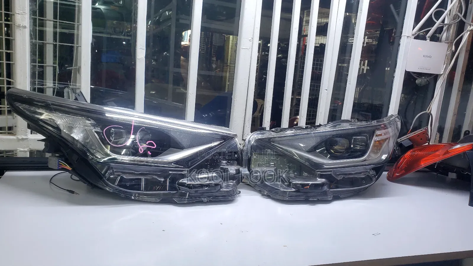 Toyota Auris 2018 Xenon Headlights