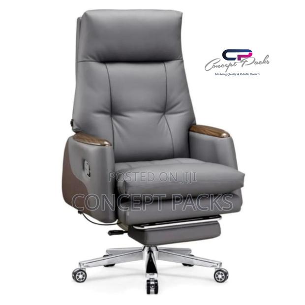 Pu Leather Executive Office Chair With Foot Rest.