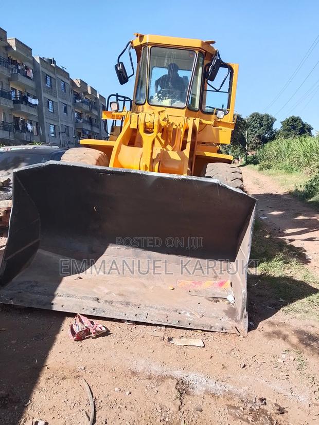 Caterpillar 6 Tonnes Shovel Wheel Loader - thumbnail 4