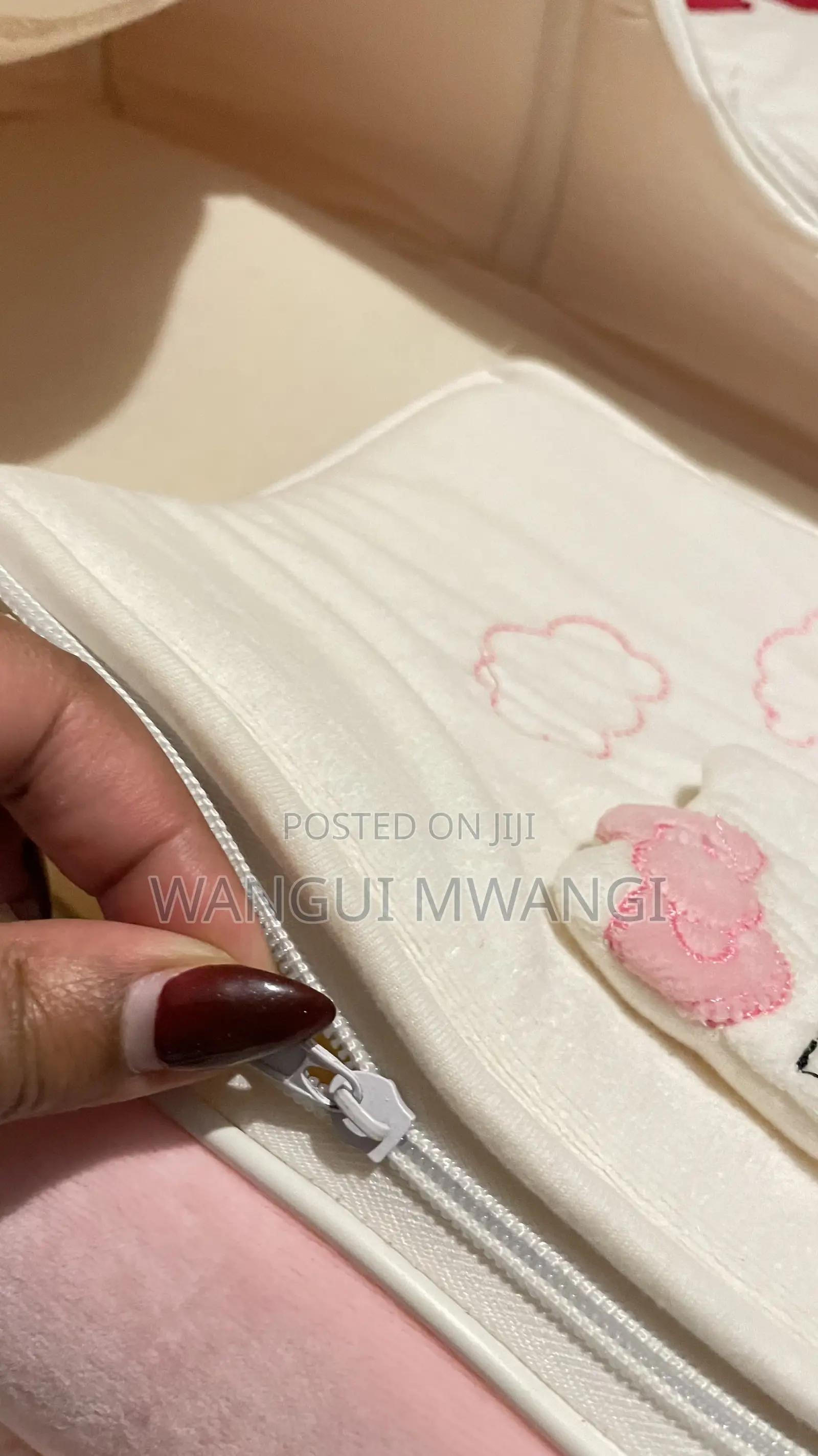 Portable Hello Kitty Baby (Infant) Carrier With Mattress