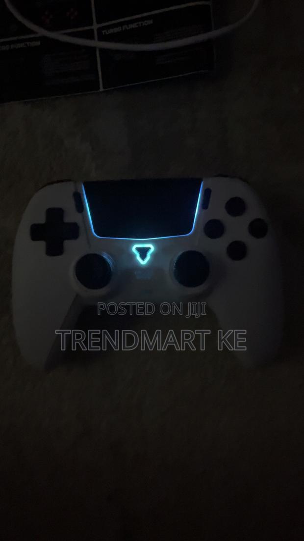 Ps4 Controller - thumbnail 7