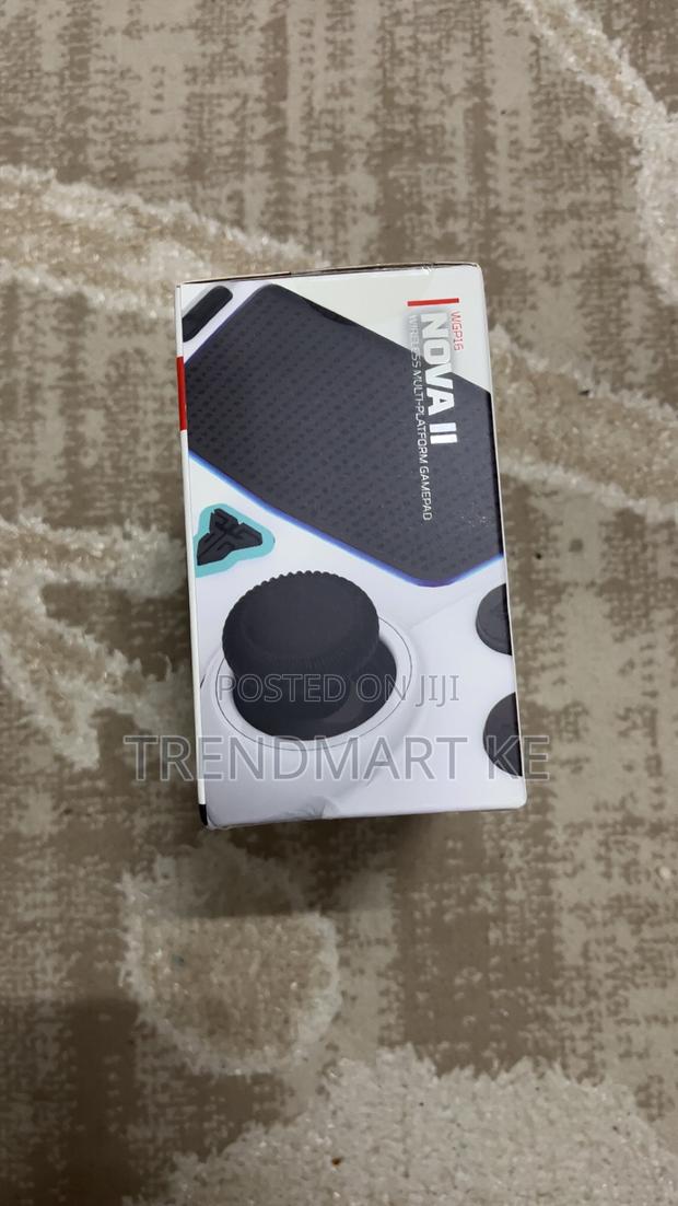 Ps4 Controller - thumbnail 4