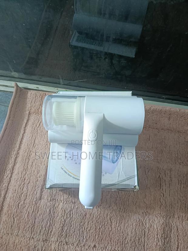 Dust Suction/Mite Remover - main view