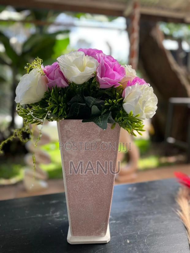 Flowers Vase - main view