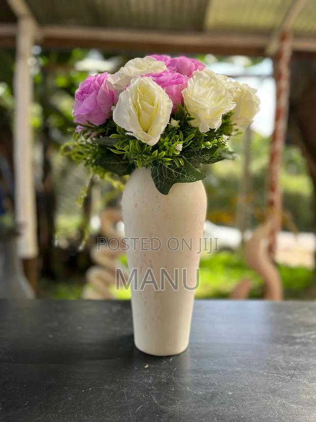Flowers Vase - thumbnail 4