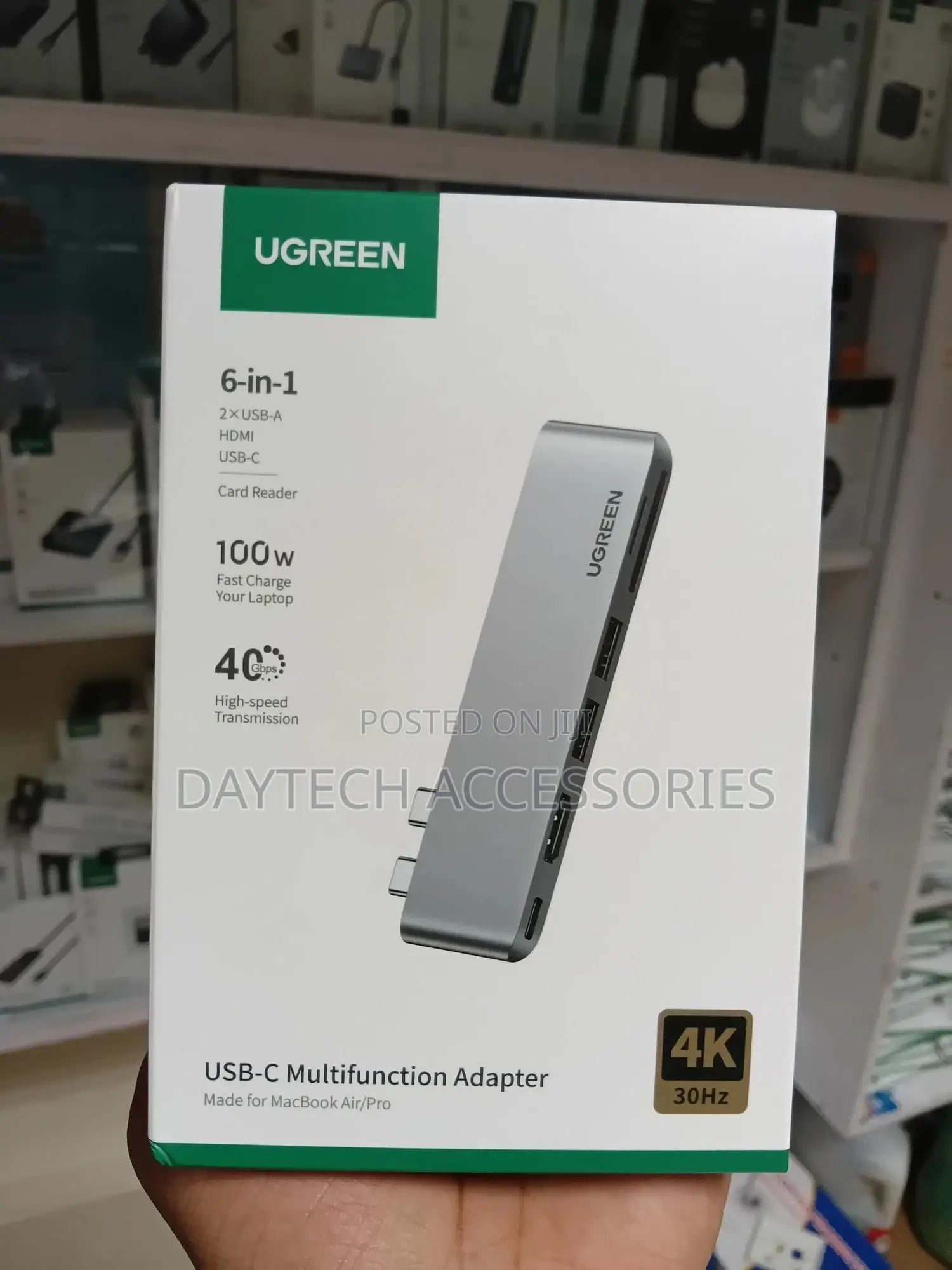 Ugreen 6-in-2 Usb-C Multifunction Adapter.