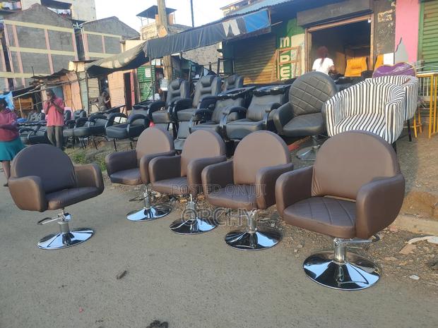 Hydraulic Salon Seats/ Styling Seats