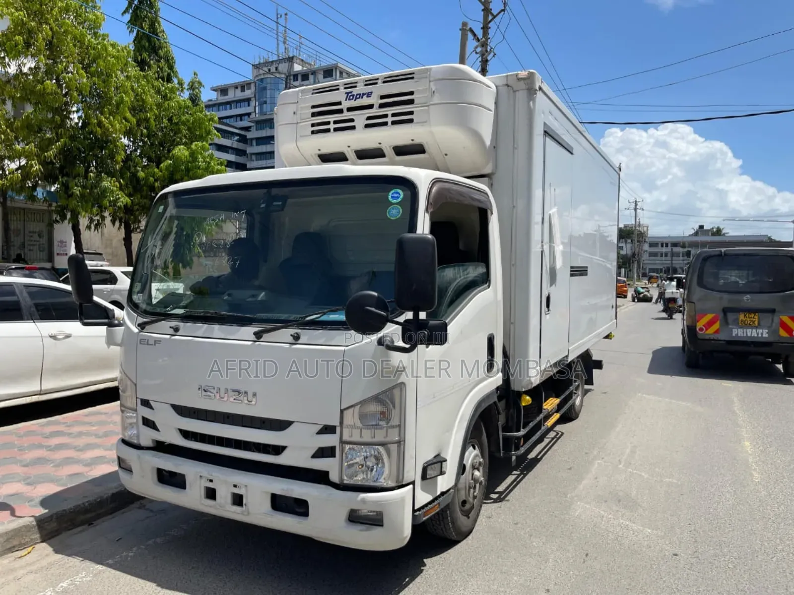 Isuzu Elf Freezer Automatic 2019