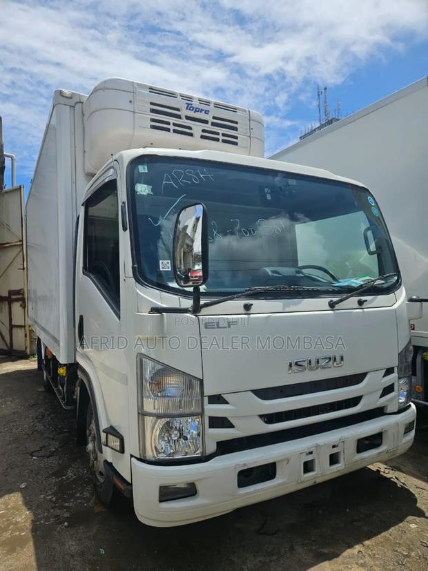 Isuzu Elf Freezer Automatic 2019 - thumbnail 7