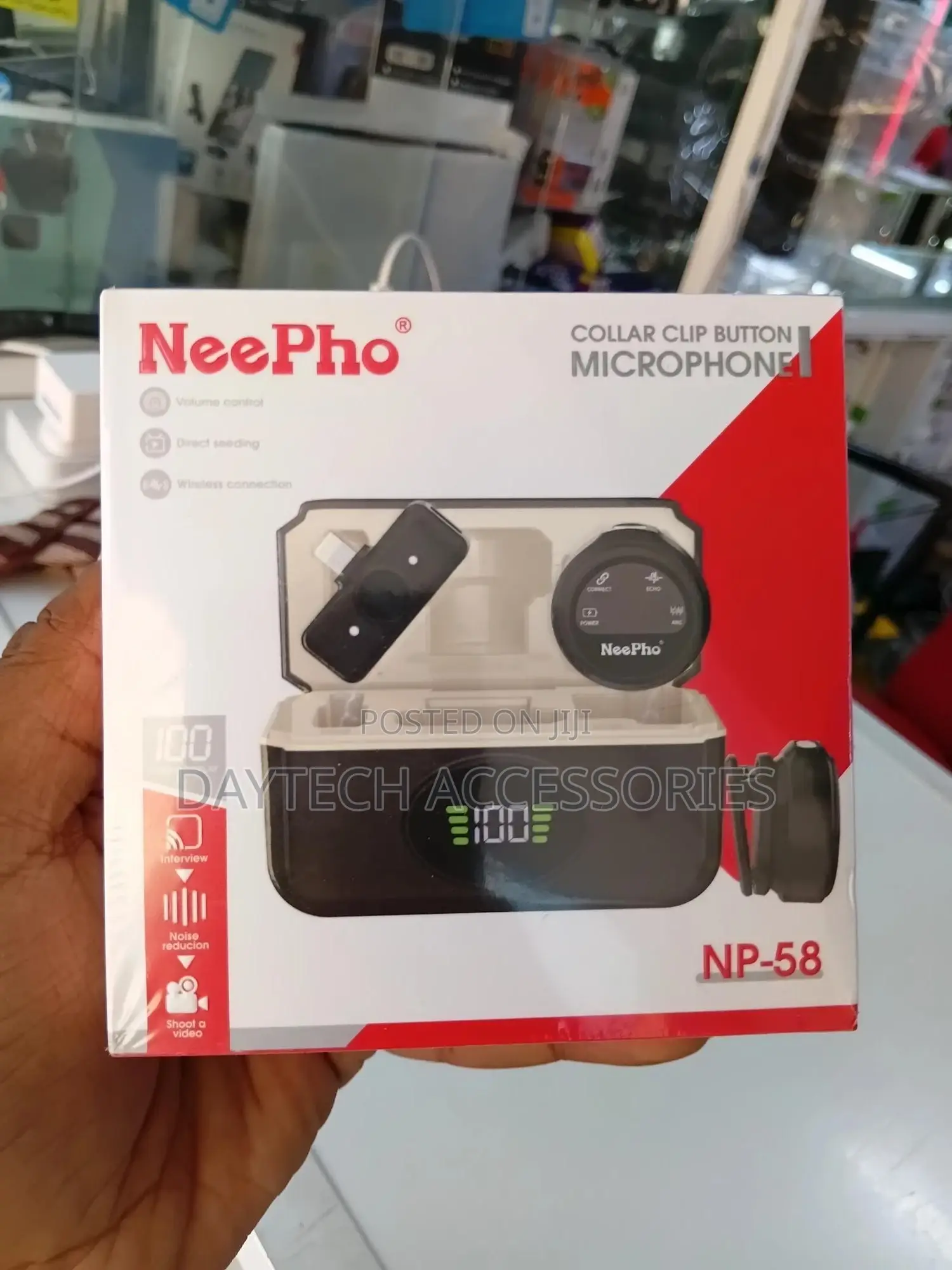 The Neepho Np-58 Wireless Microphone System.