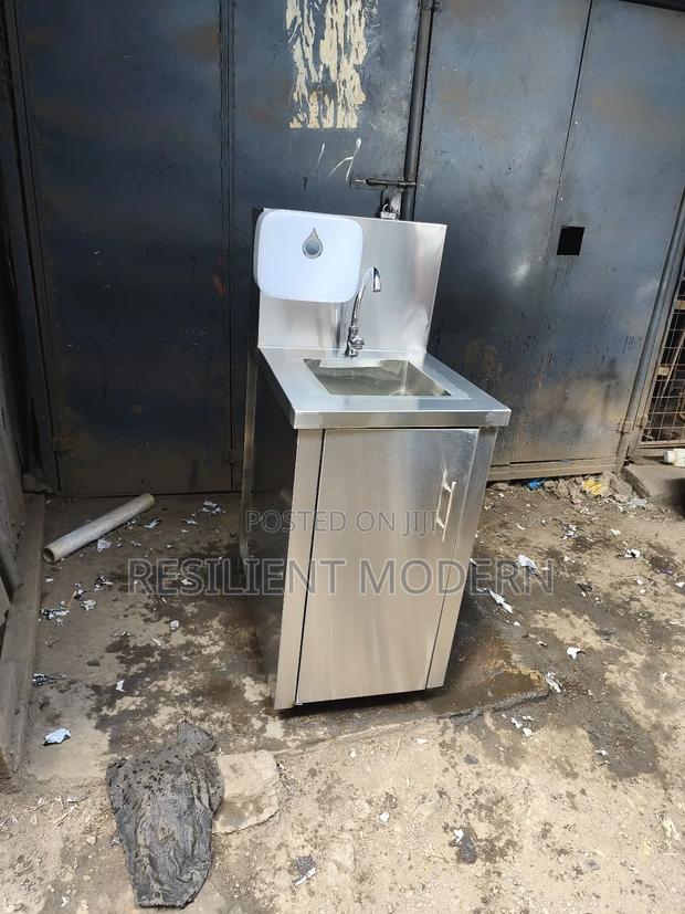 Stainless Steel Hand Washing Sink With Tank - main view