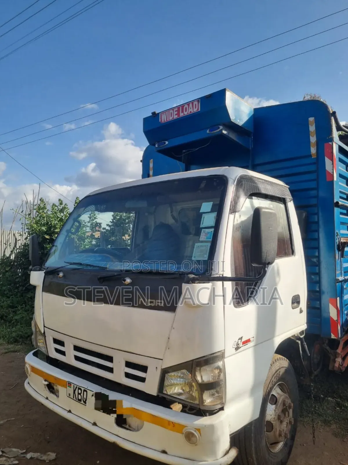 Isuzu NPR Local