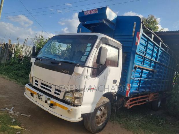 Isuzu NPR Local - thumbnail 3