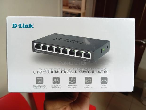 D Link DGS-108 8-Port Gigabit Unmanaged Desktop Switch - Black - thumbnail 2