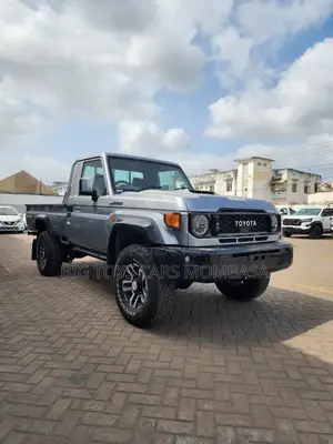 Toyota Land Cruiser 2019 Silver