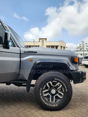 Toyota Land Cruiser 2019 Silver
