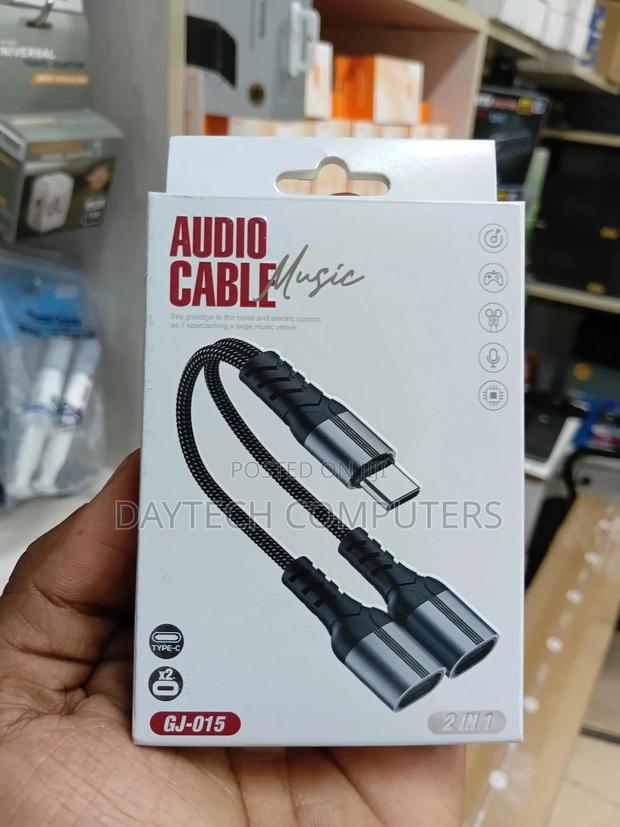 This Is a Gj-015 Type-C to 2x Type-C Audio Splitter Cable. - thumbnail 2