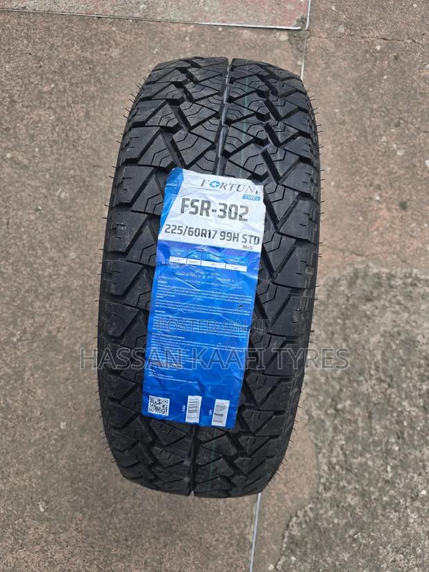 225/60r17 Fortune Tyre A/T