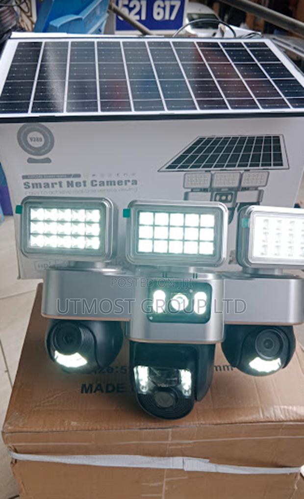 Rotating Triple-Lens Solar 4g CCTV Camera With Floodlights - main view