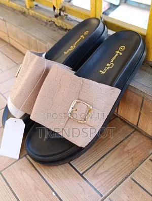 Men Sandals Size 40-45