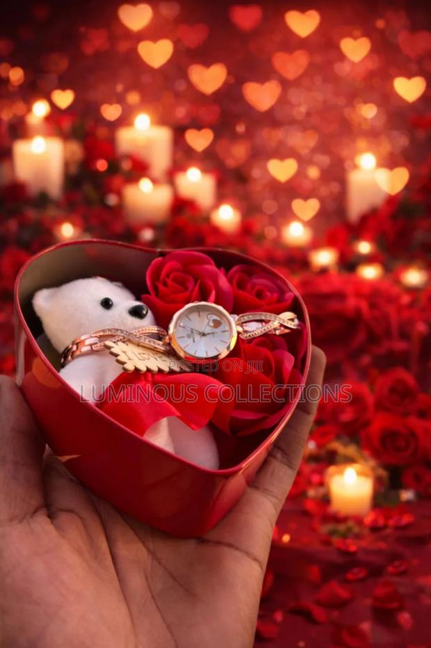 Romantic Gift Set With Teddy, Flowers and a Watch - thumbnail 4