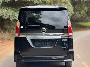 Nissan Serena 2018 Black