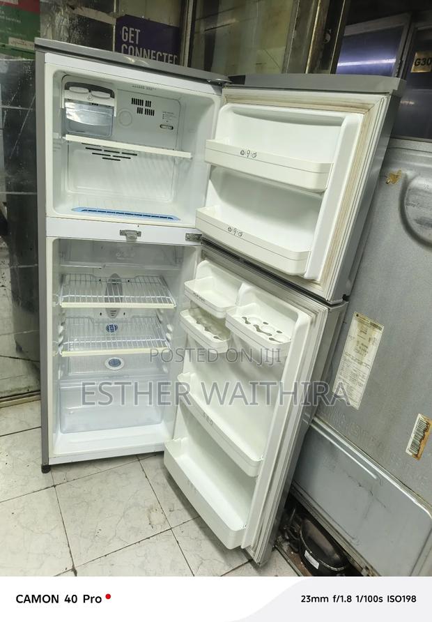 Lg Vitamin 280 Litres as New - thumbnail 3