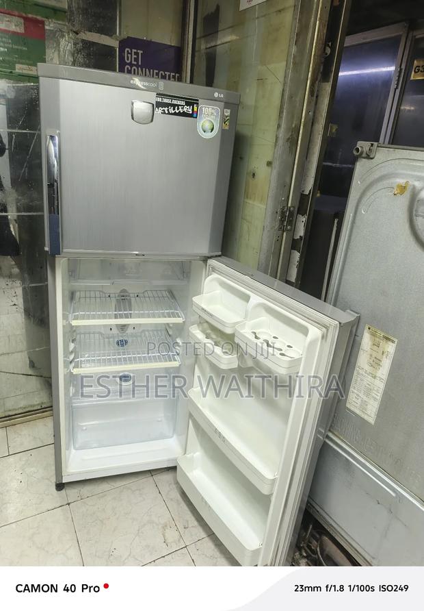 Lg Vitamin 280 Litres as New - thumbnail 4