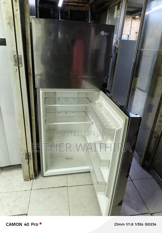Sunny Lg Fridge 250 Litres - main view