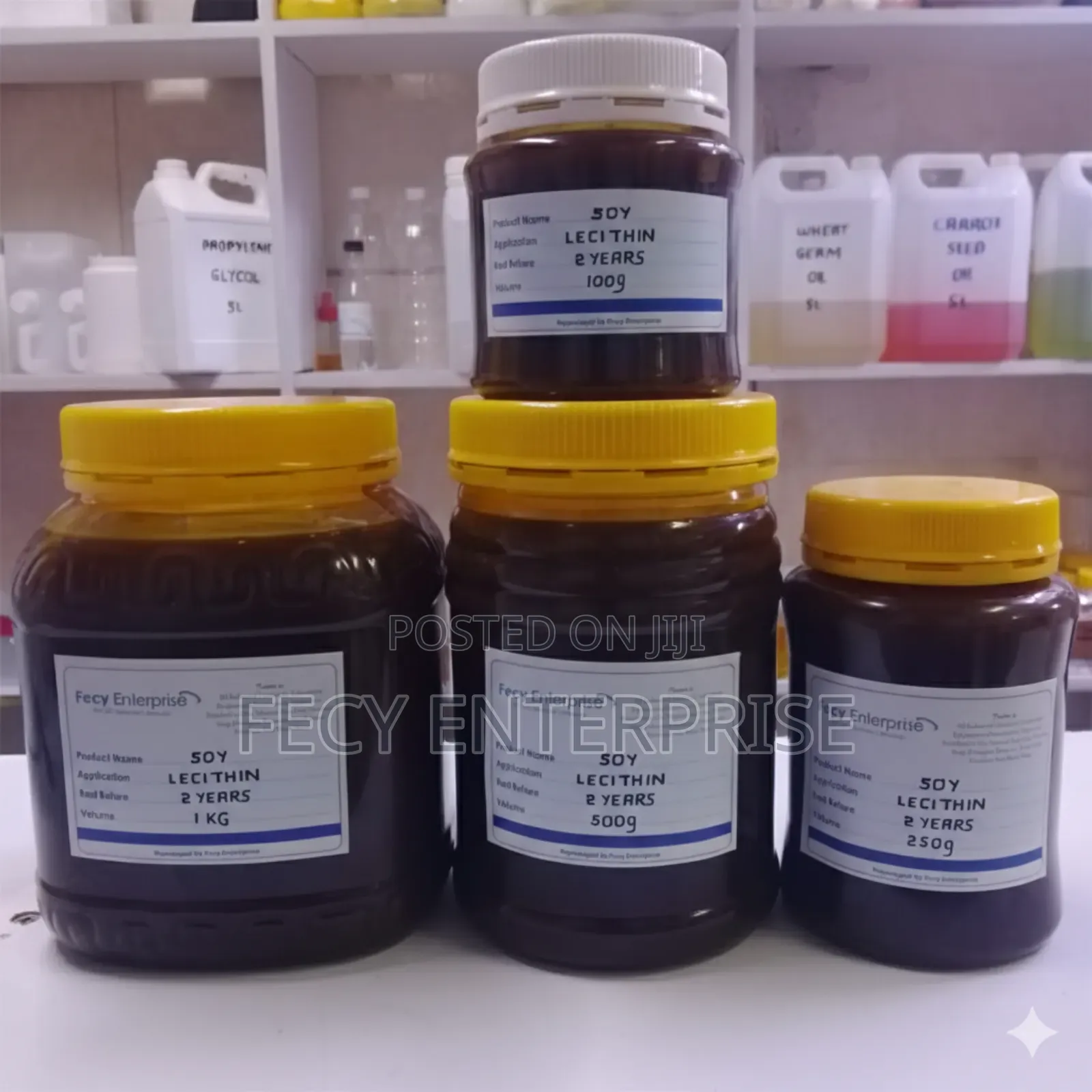 Soy Lecithin – Plant-Based Emulsifier for Cosmetic Industrial Use