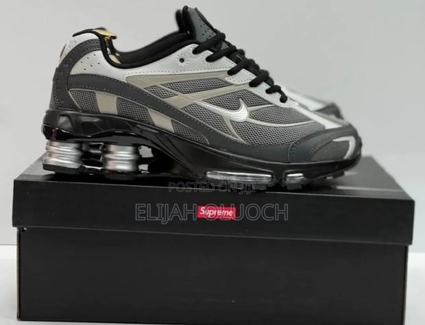 Nike Shox Supreme Smoke Grey Black - thumbnail 4