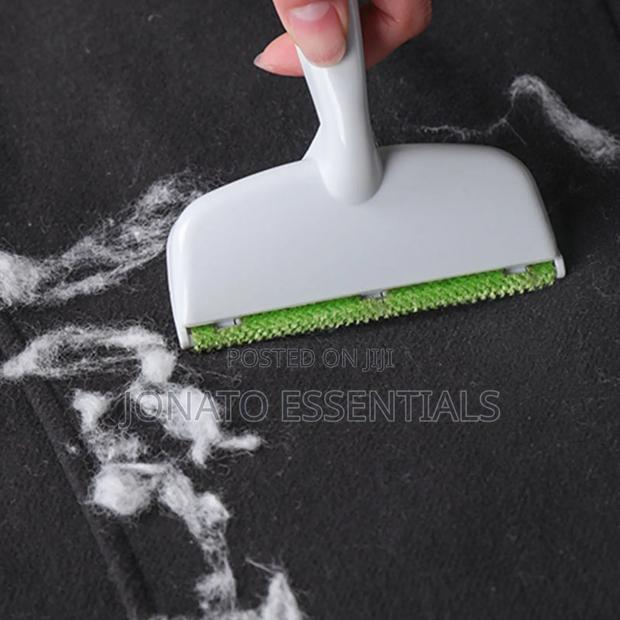 Lint Pet Hair Remover Brush | Manual Fabric Sweater Dust Cleaner